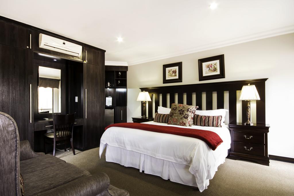 @The Villa Guest House Bloemfontein Exterior photo